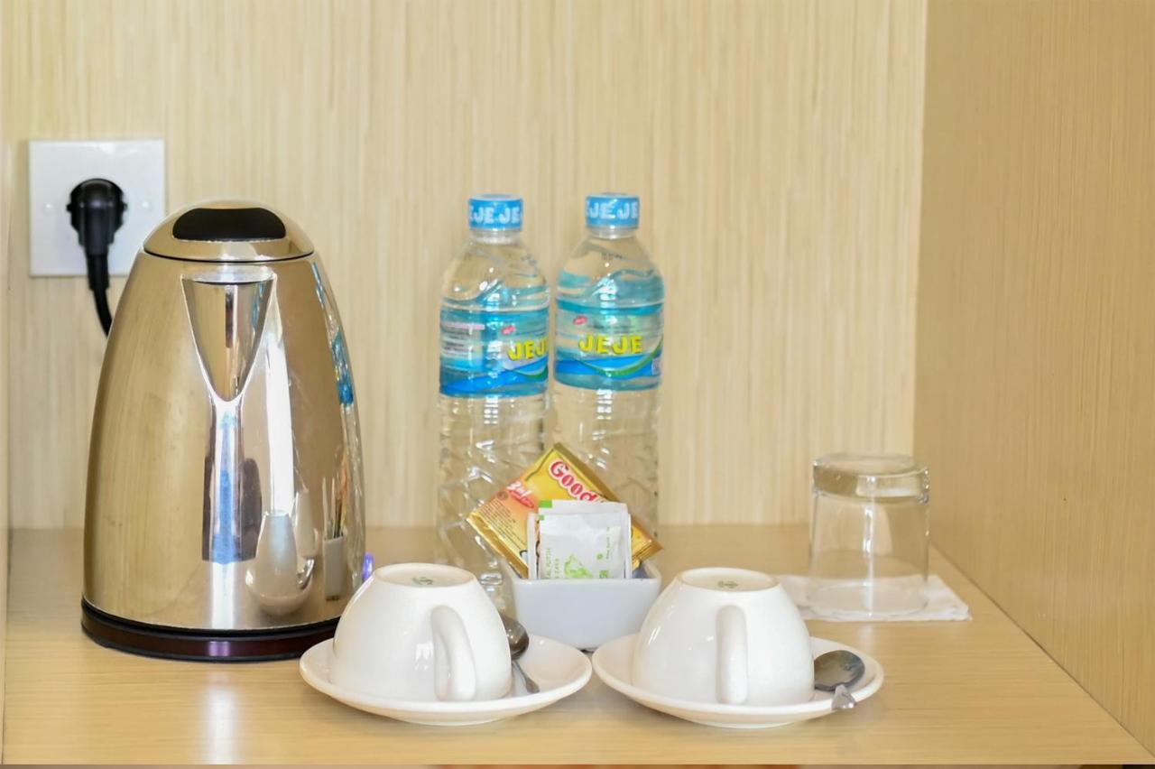 Kawana Hotel Padang  Eksteriør billede