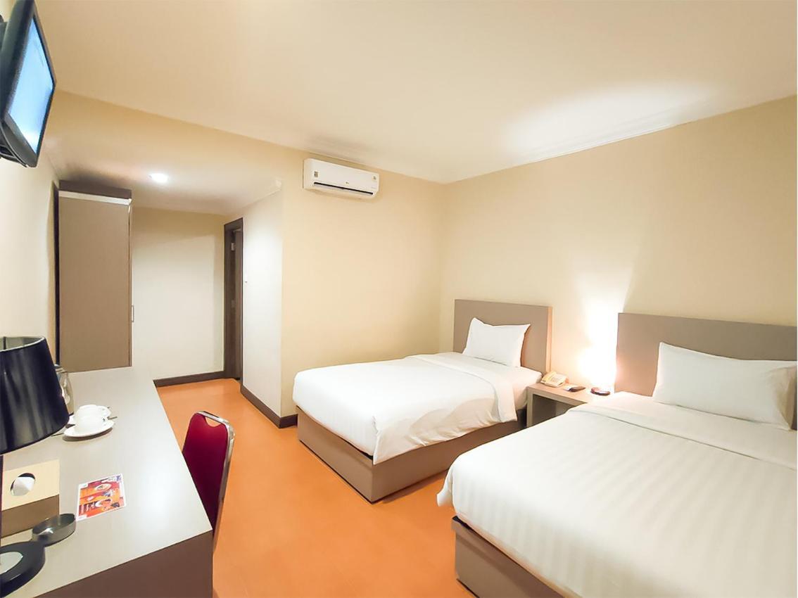 Kawana Hotel Padang  Eksteriør billede