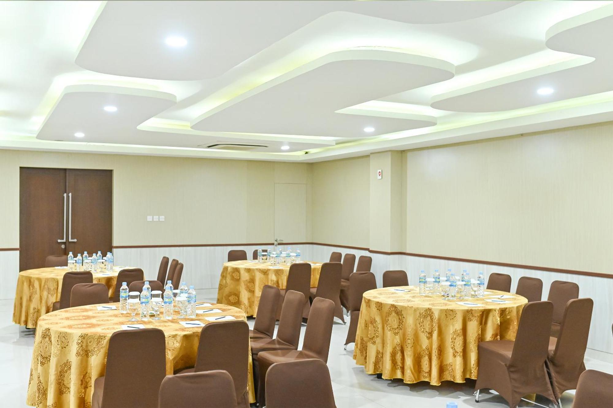 Kawana Hotel Padang  Eksteriør billede